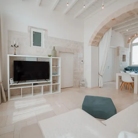 Le Arcate Sul Mare Apartment *